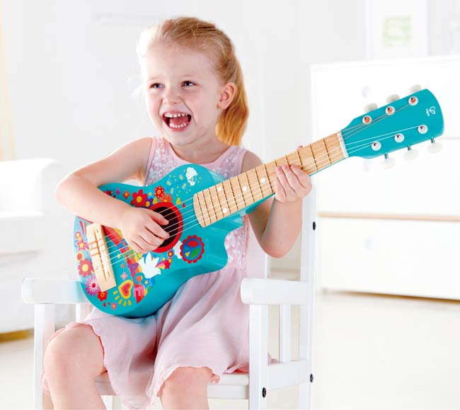 chitarra in legno bambine